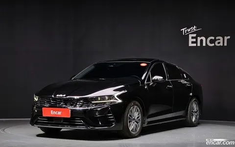 Kia K5 Hybrid 2023 купить в Москве