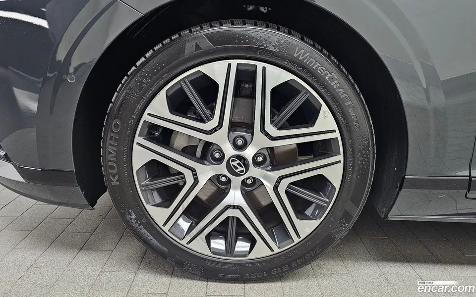 Hyundai Grandeur 2.5 2WD 2023 — миниатюра 5