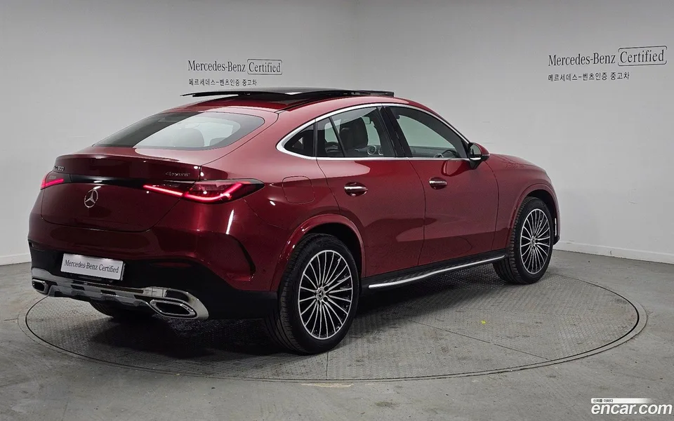 Mercedes-Benz GLC-Class GLC300 4MATIC AMG Line 2025 — миниатюра 2