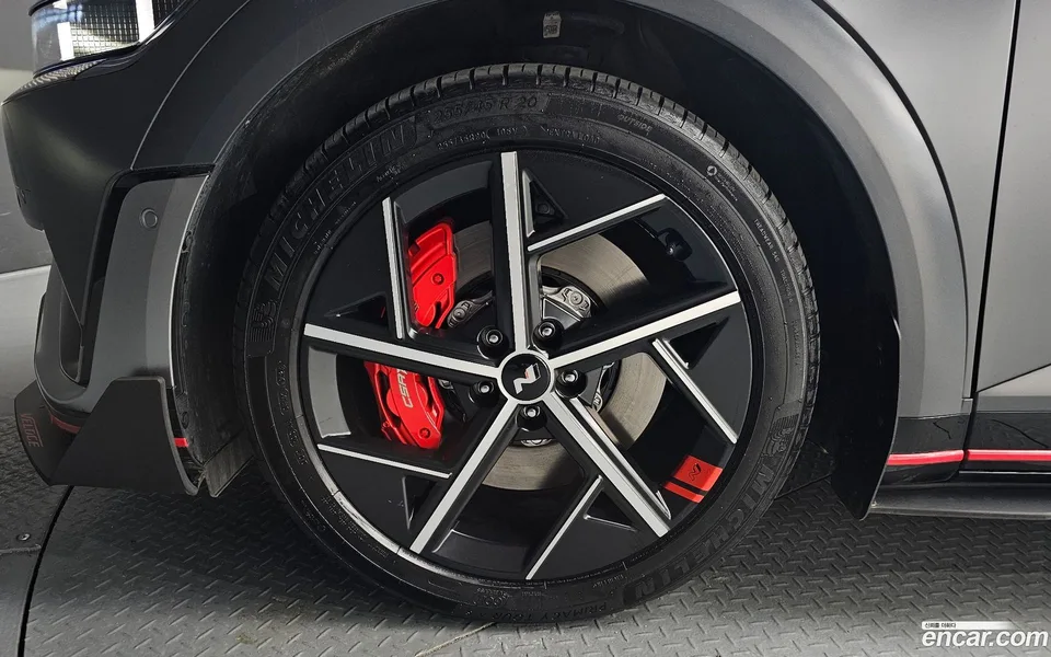 Hyundai Ioniq 5 AWD 2024 — миниатюра 5