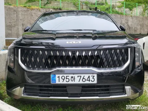 Kia Carnival 2023 купить в Москве