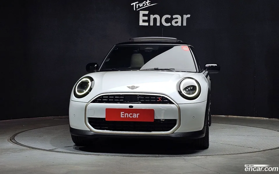 MINI Cooper S 2024 — миниатюра 3