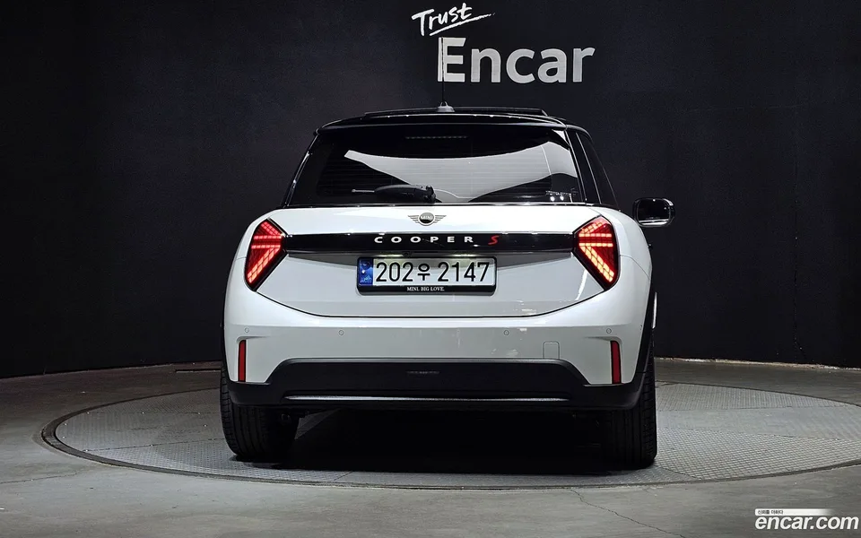 MINI Cooper S 2024 — миниатюра 4
