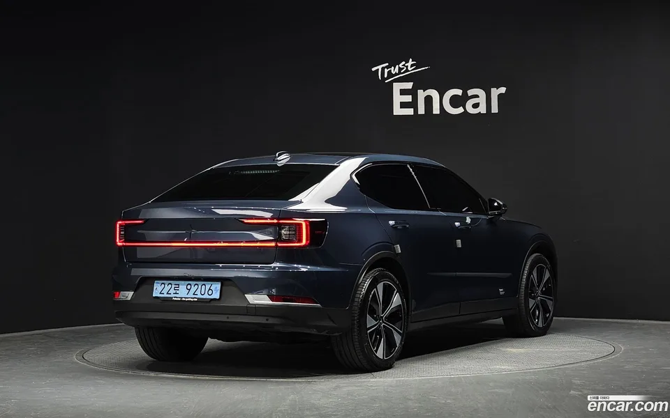 Polestar Polestar 2 2023 — миниатюра 2