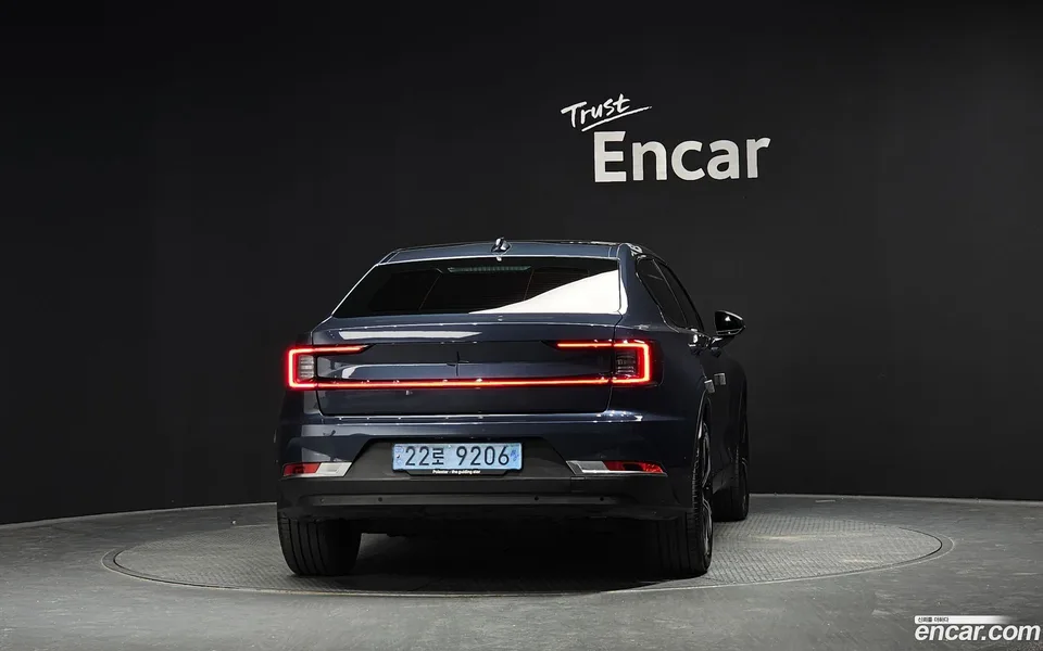 Polestar Polestar 2 2023 — миниатюра 4