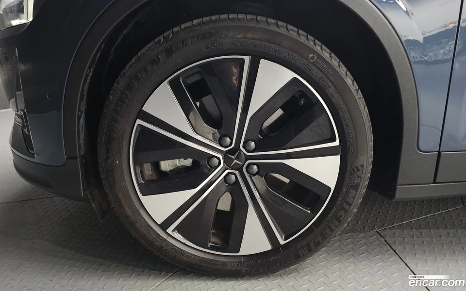 Polestar Polestar 2 2023 — миниатюра 5