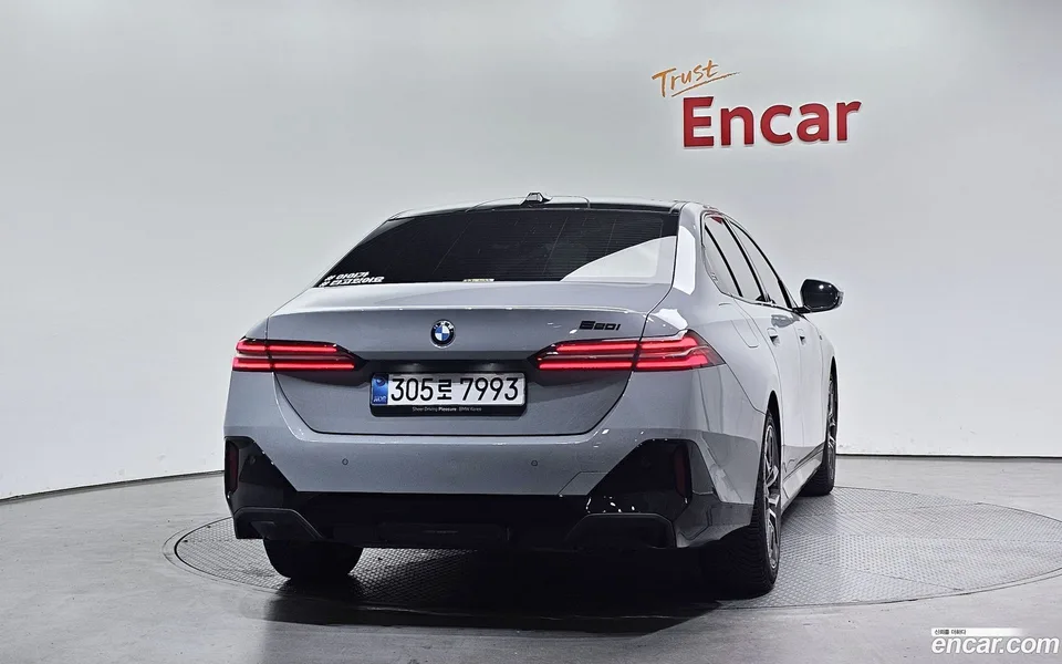 BMW 5 Series 520i M 2025 — миниатюра 4