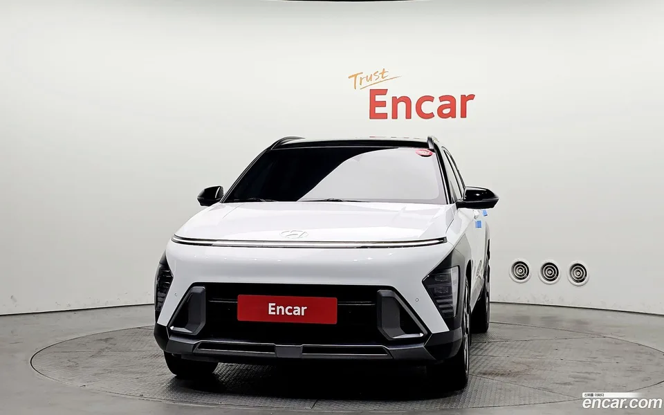 Hyundai Kona 1.6 2WD 2023 — миниатюра 3