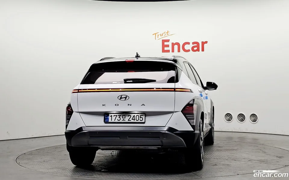 Hyundai Kona 1.6 2WD 2023 — миниатюра 4