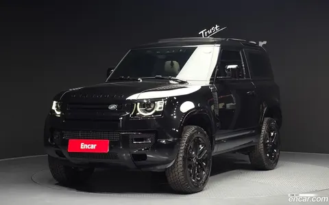 Land Rover Defender 2024 купить в Москве