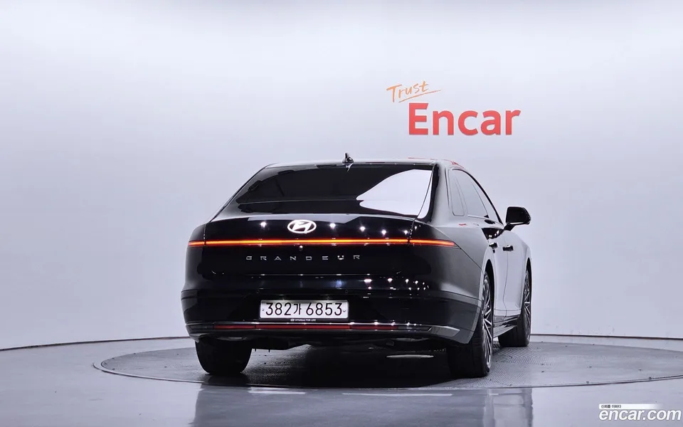 Hyundai Grandeur 3.5 4WD 2023 — миниатюра 4