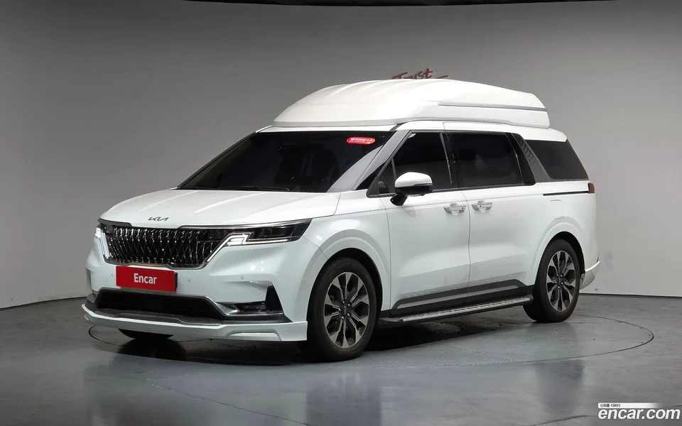 Kia Carnival 9 () 2023 — фото 1, купить с доставкой в Москву
