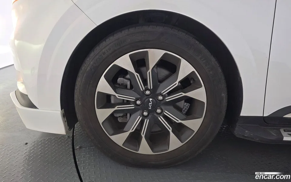 Kia Carnival 9 () 2023 — миниатюра 5