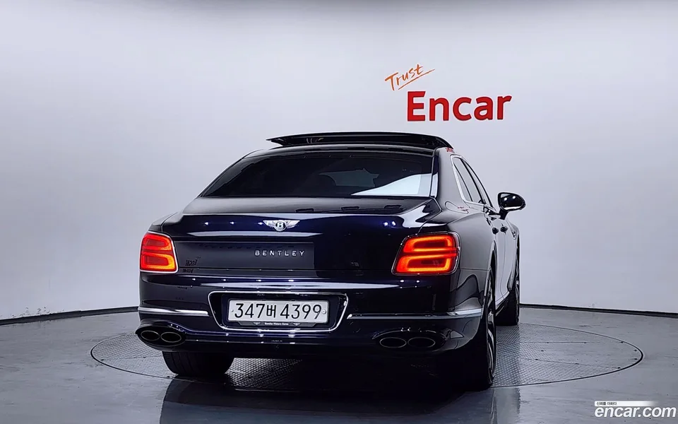 Bentley Flying Spur 4.0 2023 — миниатюра 4