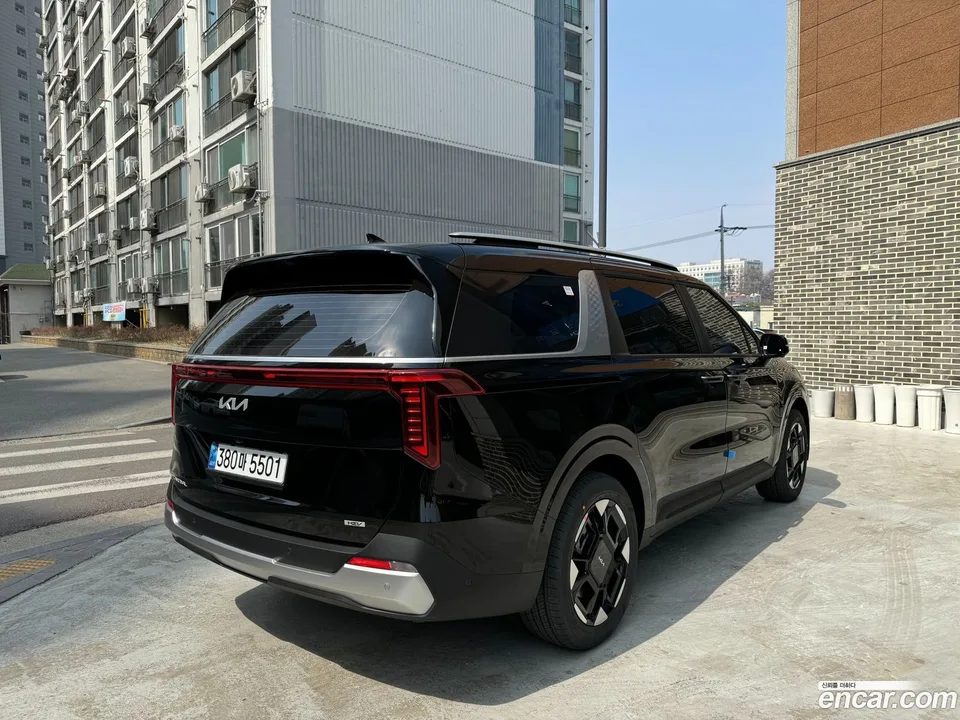 Kia Carnival HEV 9 2026 — миниатюра 2