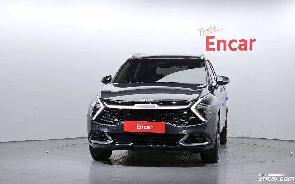 Kia Sportage Hybrid 2WD 2023 — миниатюра 3