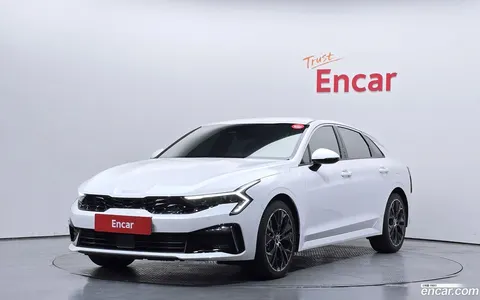 Kia K5 2025 купить в Москве