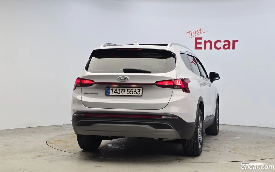 Hyundai SantaFe 2.5T 2WD 2023 — миниатюра 4