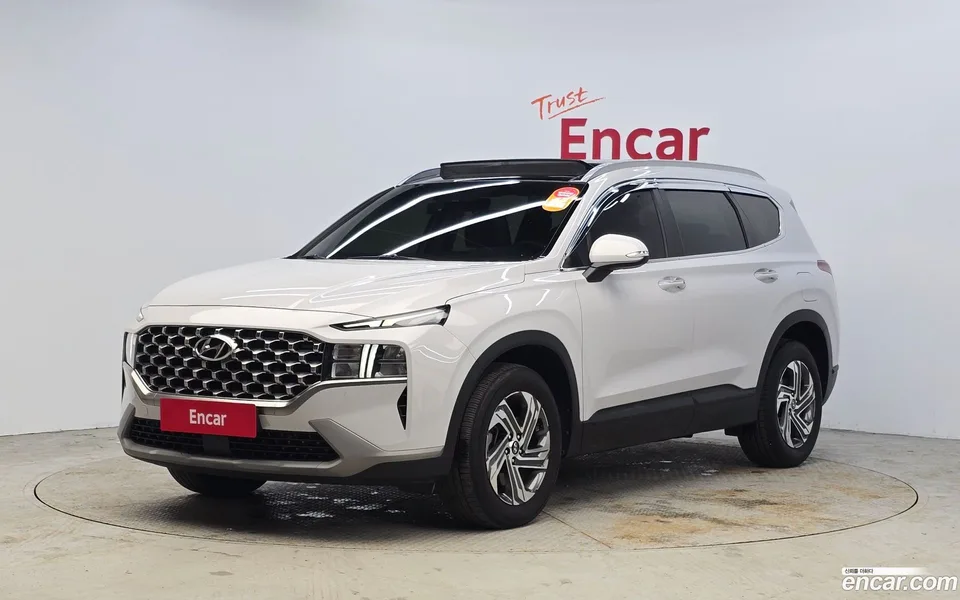 Hyundai SantaFe 2.5T 2WD 2023 — фото 1, купить с доставкой в Москву
