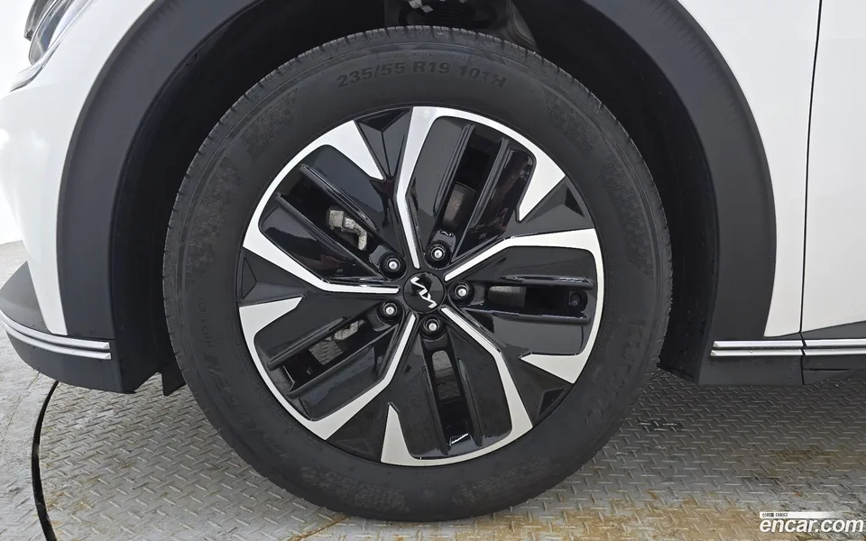 Kia EV6 2WD 2024 — миниатюра 5