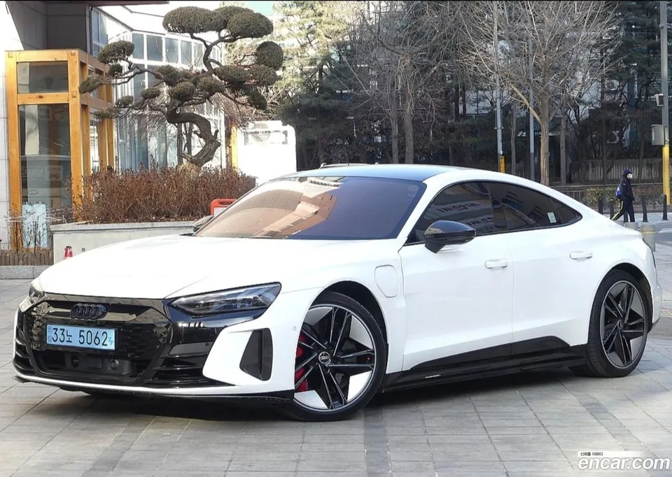 Audi RS e-tron GT GT RS 2022 — миниатюра 2