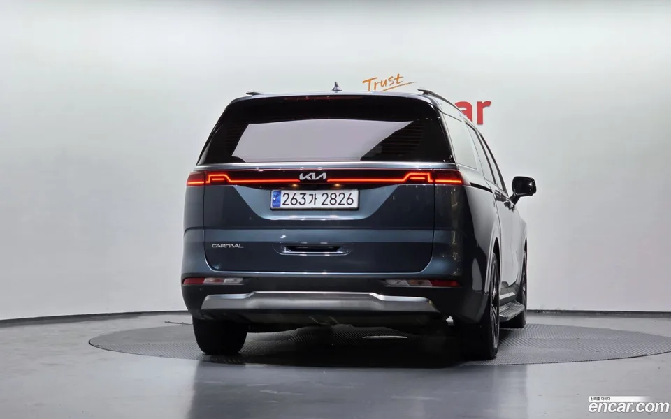 Kia Carnival 9 2022 — миниатюра 4
