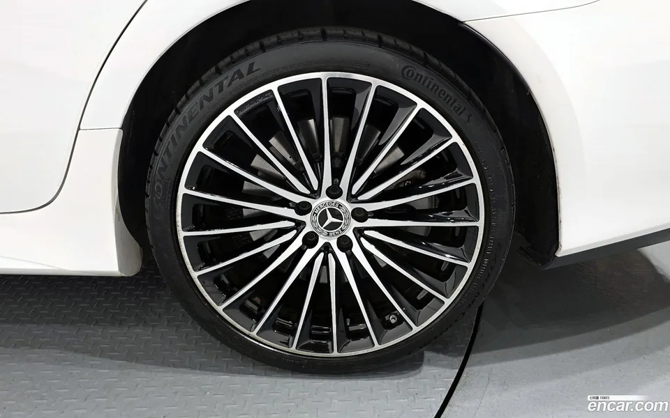 Mercedes-Benz CLS-Class CLS450 4MATIC 2022 — миниатюра 5