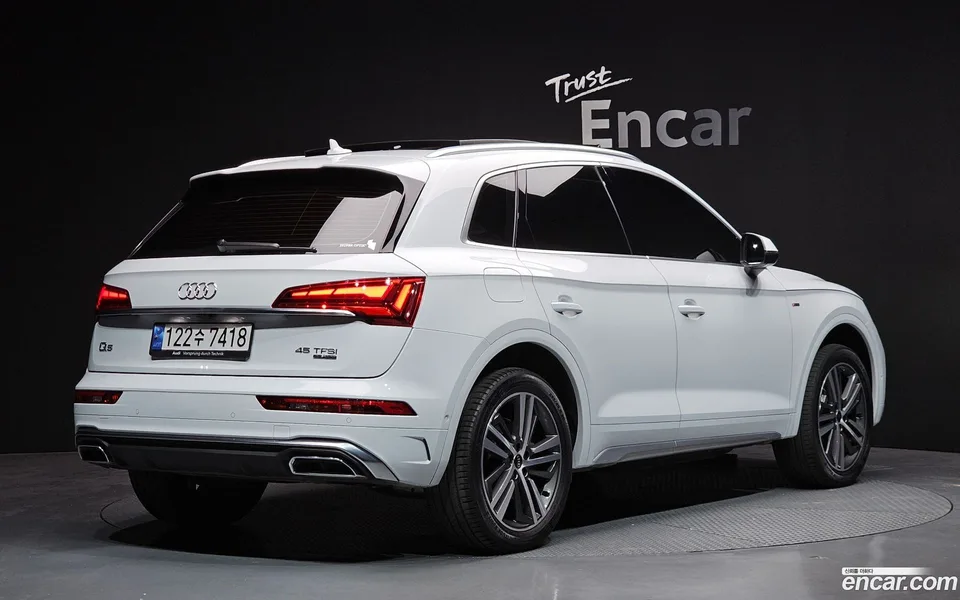 Audi Q5 45 TFSI 2022 — миниатюра 2