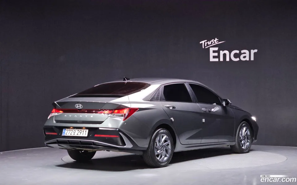 Hyundai Avante CN7 1.6 2024 — миниатюра 2