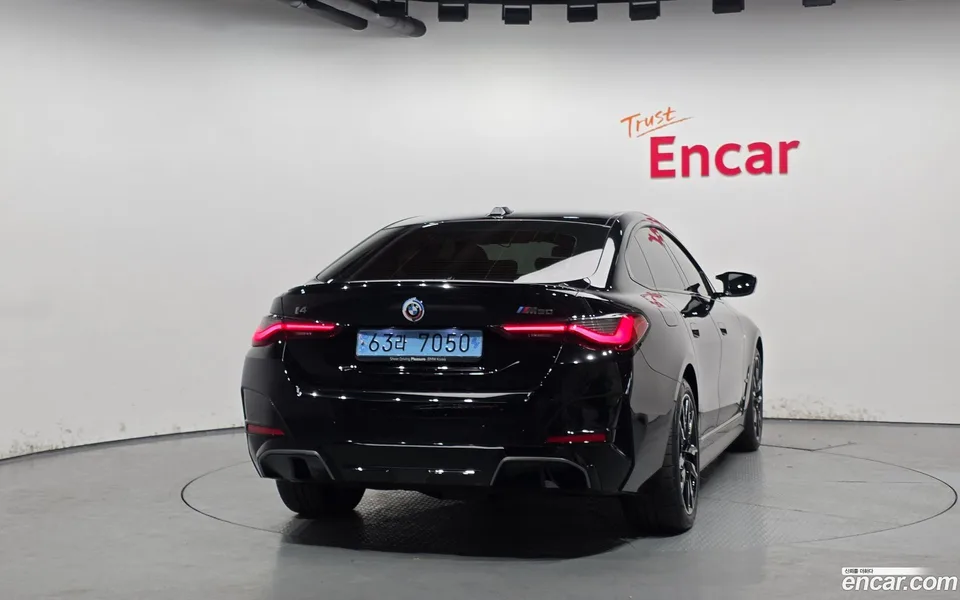 BMW i4 M50 2023 — миниатюра 4