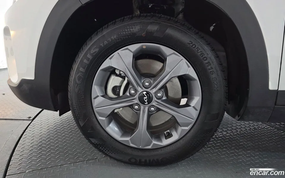 Kia Seltos 1.6 2WD 2025 — миниатюра 5