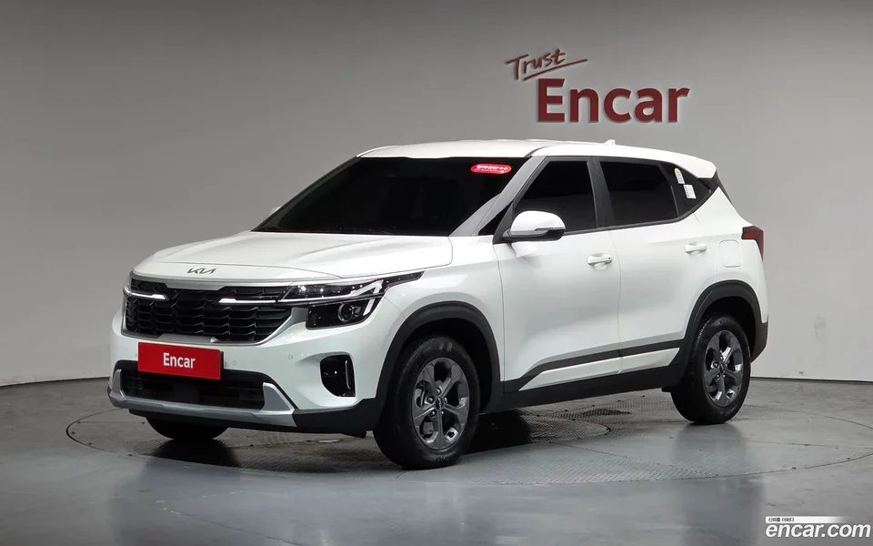 Kia Seltos 1.6 2WD 2025 — фото 1, купить с доставкой в Москву