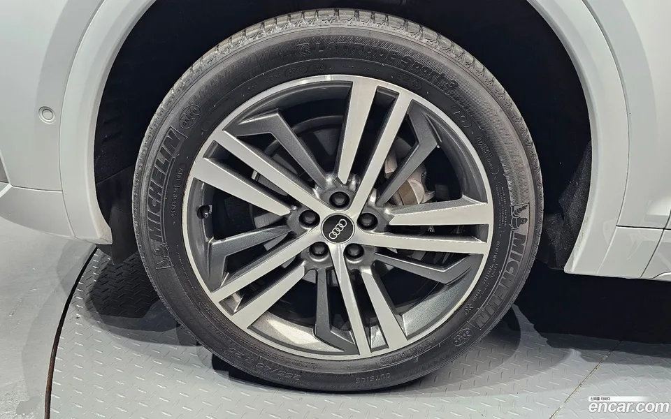 Audi Q5 45 TFSI 2022 — миниатюра 5