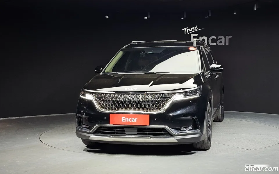Kia Carnival 7 2023 — миниатюра 3