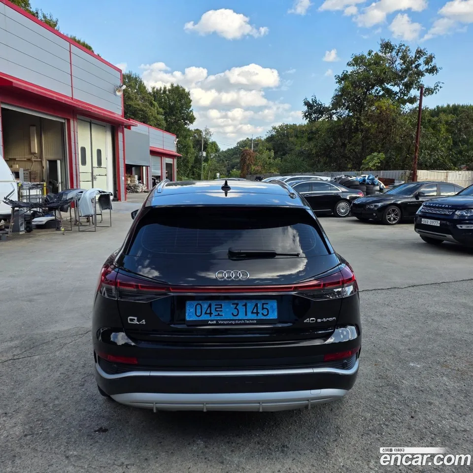 Audi Q4 e-tron 40 2022 — миниатюра 5