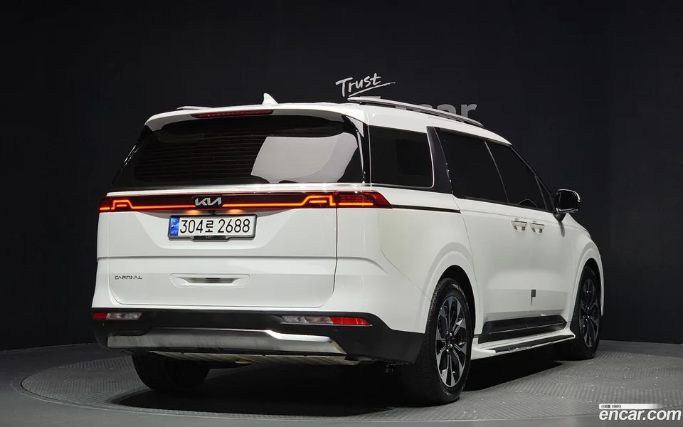 Kia Carnival 9 2023 — миниатюра 2