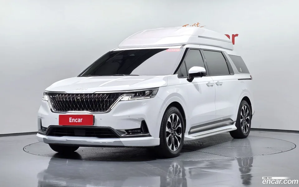 Kia Carnival 9 2023 — фото 1, купить с доставкой в Москву