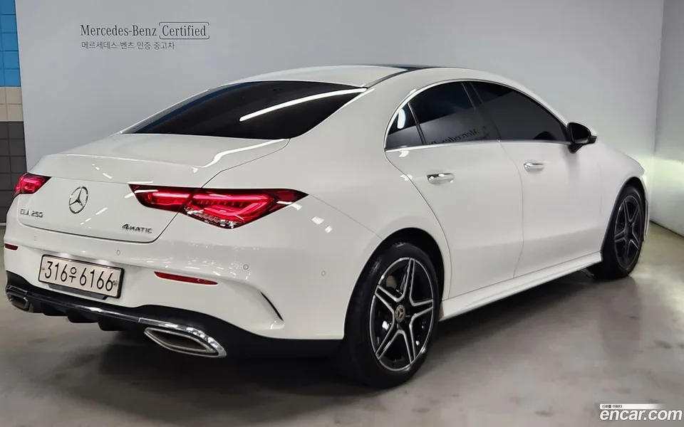 Mercedes-Benz CLA-Class CLA250 4MATIC 2022 — миниатюра 2