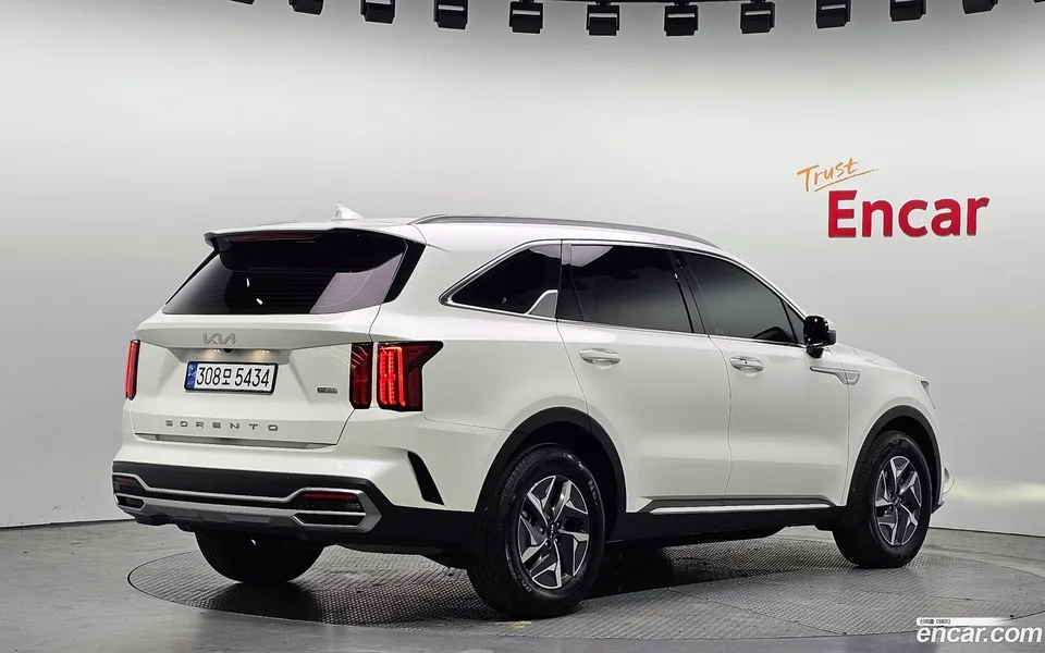 Kia Sorento HEV 1.6 2WD 2022 — миниатюра 2