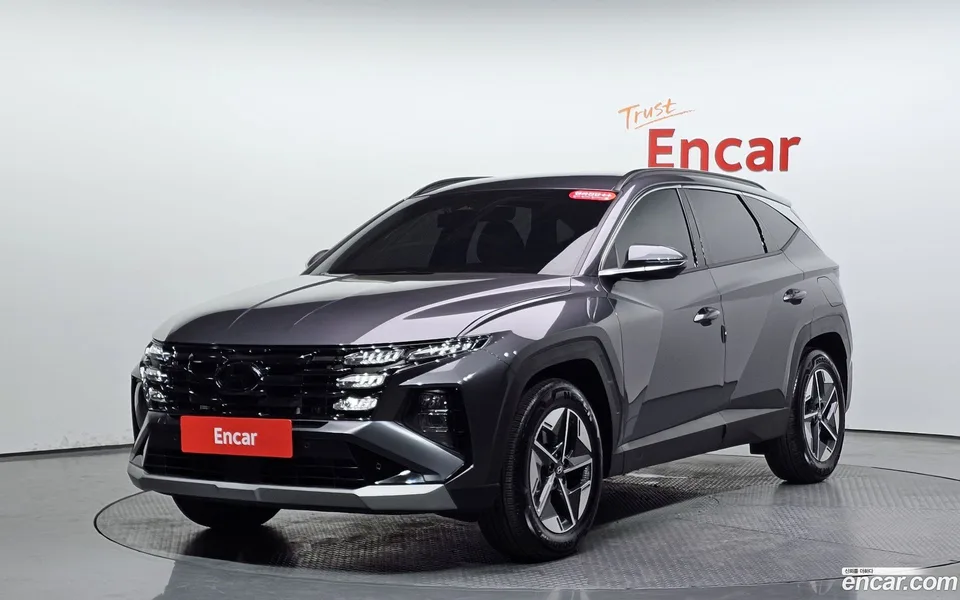 Hyundai Tucson NX4 1.6 2WD 2024 — фото 1, купить с доставкой в Москву