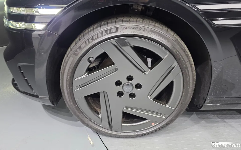Genesis G90 3.5 e-S/C AWD 2026 — миниатюра 5