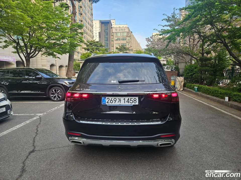 Mercedes-Benz GLS-Class GLS580 4MATIC 2026 — миниатюра 4