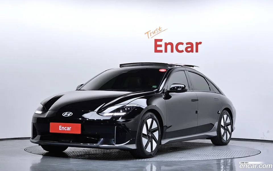 Hyundai Ioniq 6 2022 — фото 1, купить с доставкой в Москву