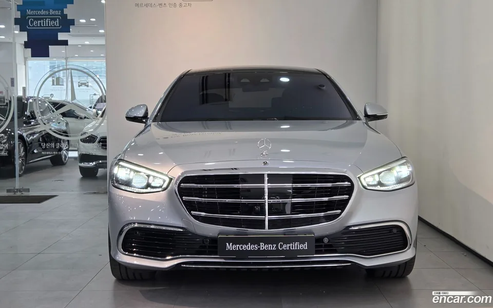 Mercedes-Benz S-Class S580L 4MATIC 2025 — миниатюра 3