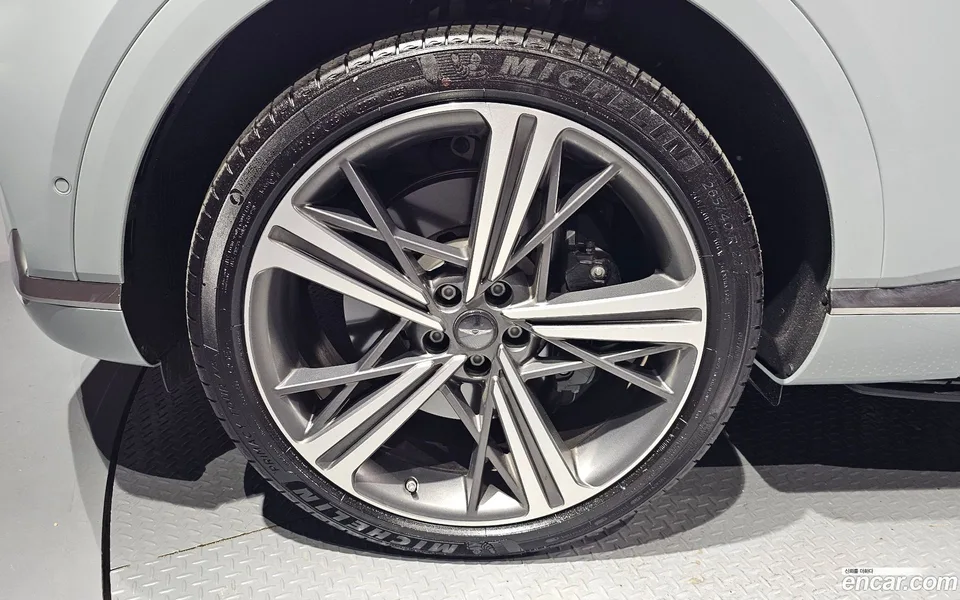 Genesis GV80 Coupe 2.5T AWD 2025 — миниатюра 5
