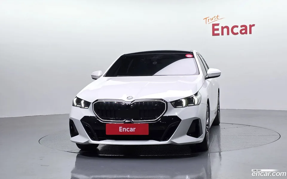 BMW i5 eDrive 40 M 2024 — миниатюра 3