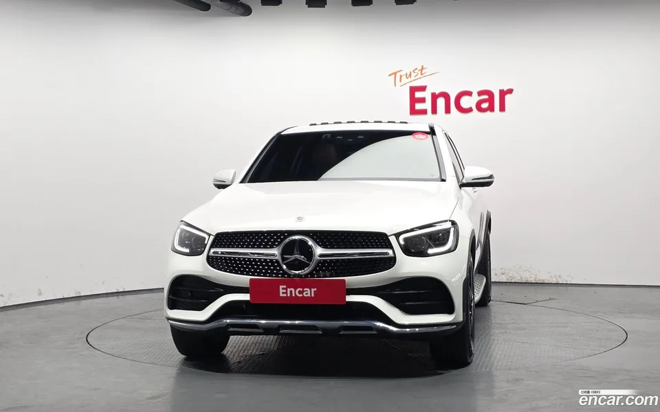 Mercedes-Benz GLC-Class GLC300 4MATIC 2023 — миниатюра 3