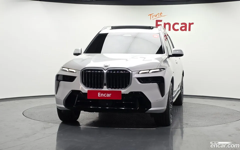 BMW X7 xDrive 40d M 6 2024 — миниатюра 3