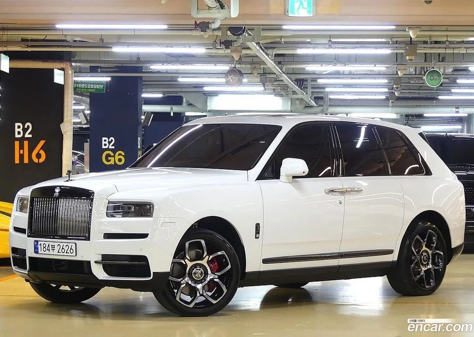 Rolls-Royce Cullinan 6.7 V12 2023 — миниатюра 2