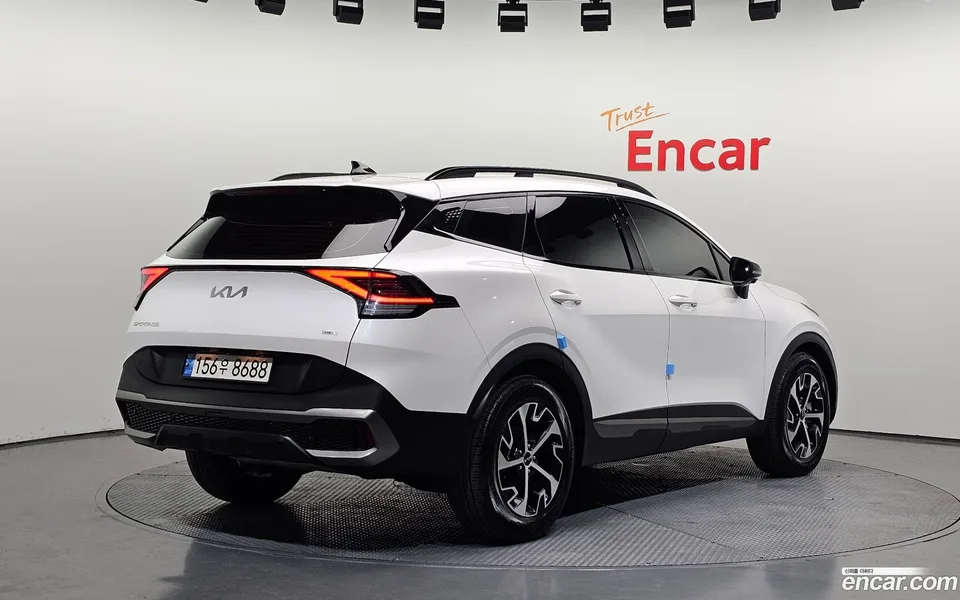 Kia Sportage Hybrid 4WD 2022 — миниатюра 2